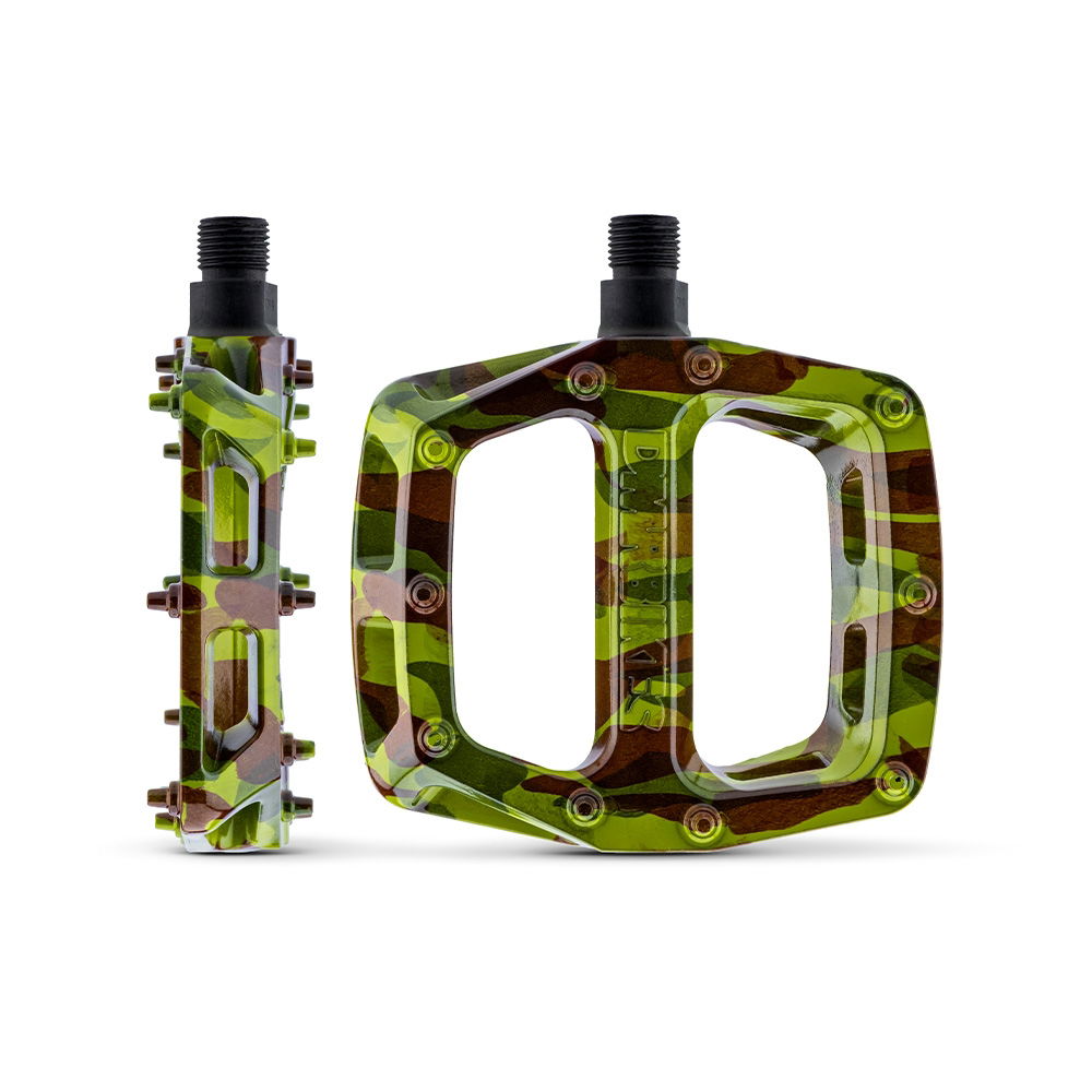 DMR - V6 Plastic Pedal - Cro-Mo Axle - Green Camo